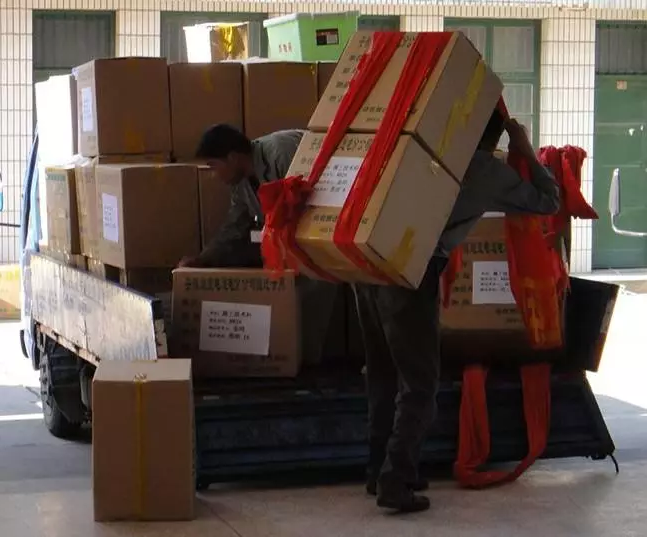 【淄博搬家】搬家公司玩套路,这几个“陷阱”最常见不得不防(图1) 淄博搬家公司